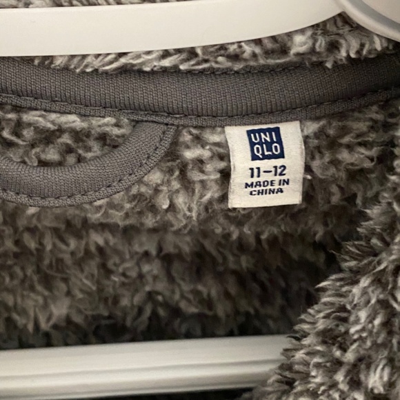 Uniqlo kids jacket - Picture 2 of 4